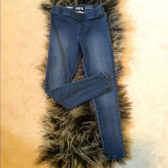 Girl’s blue jeans size 7 - Picture 2 of 10